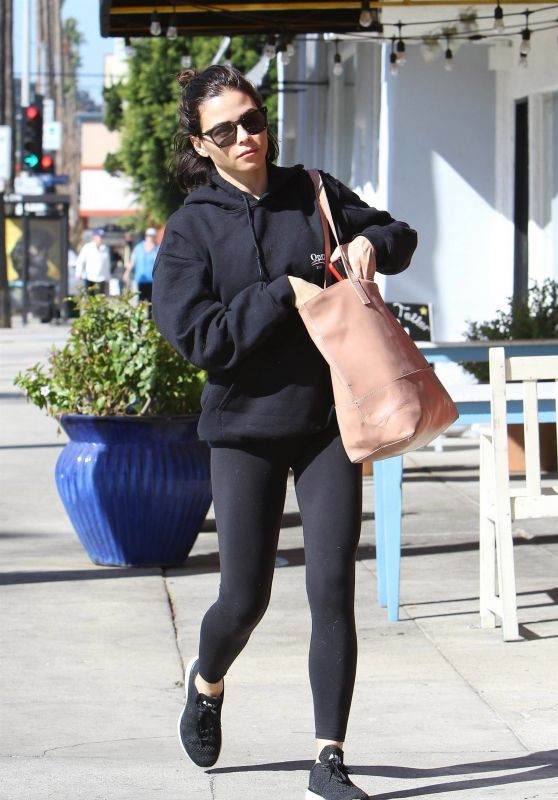 Jenna Dewan in Tights - Out in Studio City 02/28/2018