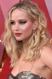 Jennifer Lawrence - Oscars 2018 Red Carpet