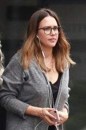 Jessica Alba - Out For Lunch at Cafe Gratitude in Los Angeles 03/13/2018