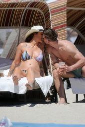 Katie Waissel in a Striped Bikini With Boyfriend Andy Speer on the Beach in Miami 03/14/2018