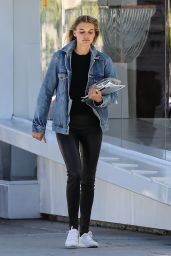 Kelly Rohrbach at Meche Salon in West Hollywood 03/27/2018