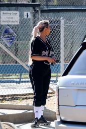 Kim Kardashian - Filming a KUWTK Episode With a Baseball Game in LA 03/08/2018