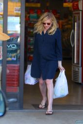 Kristen Dunst - Leaving at the PET Store in LA