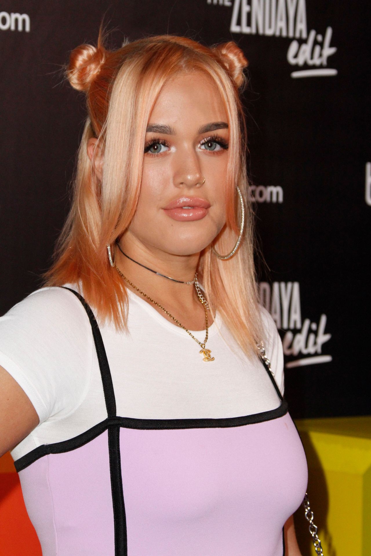 Lottie Tomlinson – “The Zendaya Edit” Block Party in LA • CelebMafia