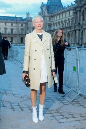 Michelle Williams – Louis Vuitton Fashion Show in Paris 03/06/2018