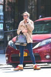 Nicky Hilton - Chatting on Her Cell  Phone in New York