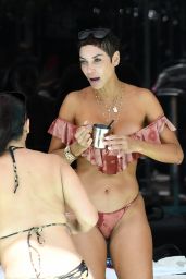 Nicole Murphy in Bikini - Relaxes by the Pool in Miami Beach 03/11/2018