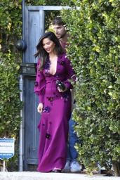Olivia Munn - Heads to the Oscars in Beverly Hills
