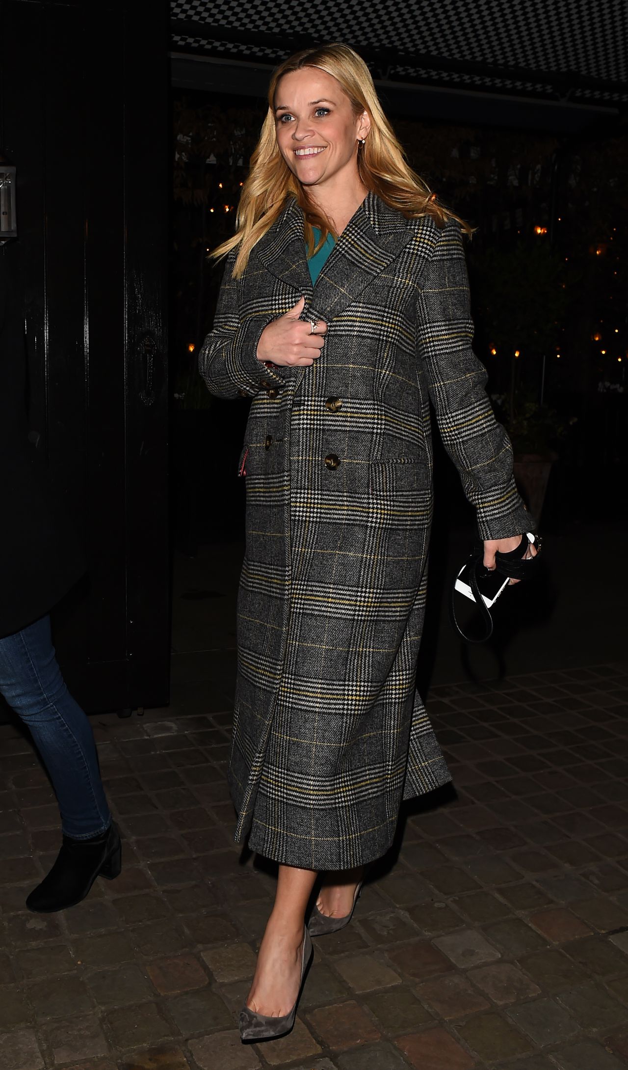 Reese Witherspoon - Chiltern Firehouse in London 03/12/2018 • CelebMafia