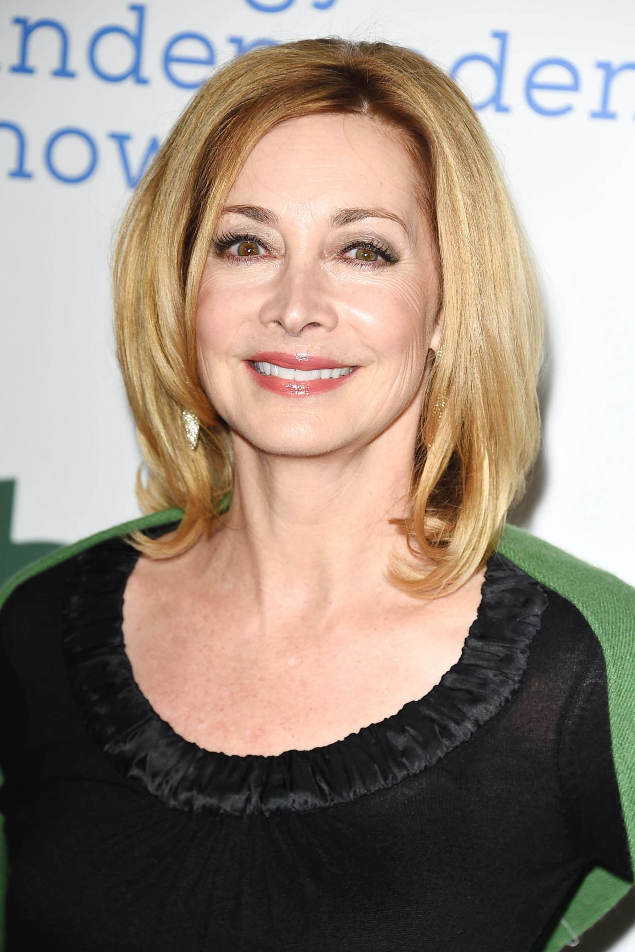 Sharon Lawrence - 2018 Global Green Pre-Oscar Gala • CelebMafia