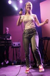 Sigrid Performing at Manchester Academy 03/24/2018