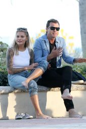 Sophia Thomalla and Gavin Rossdale on the Beach in Miami 03/25/2018