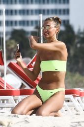 Alina Baikova in Bikini - Tanning With Friends in Miami 04/01/2018