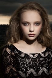 Amiah Miller - Seventeen Magazine Mexico October 2017 Issue