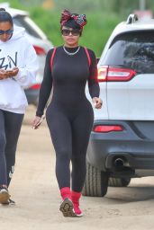 Blac Chyna - Hike With Her Friends at Runyon Canyon in Los Angeles 03/31/2018