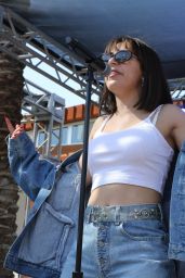 Charli XCX - Lucky Brand Desert Jam in Palm Springs 04/14/2018