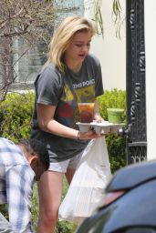 Chloe Grace Moretz - Receives a Food Delivery at Her LA Home