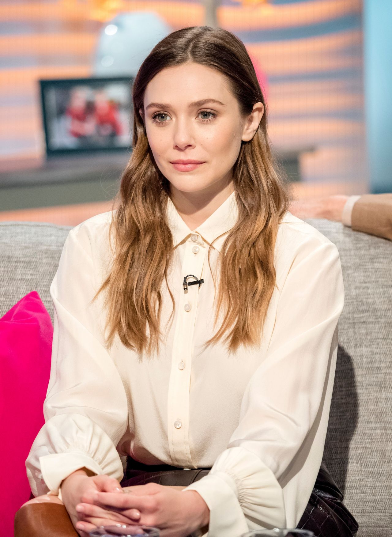 Elizabeth Olsen - Visits the "Lorraine" TV Show in London 04/11/2018