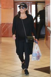 Eva Longoria in All Black Out in Beverly Hills 04/12/2018