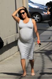 Eva Longoria Shows Off  7-Months Baby Bump - Jimmy Kimmel Live in Hollywood 04/10/2018