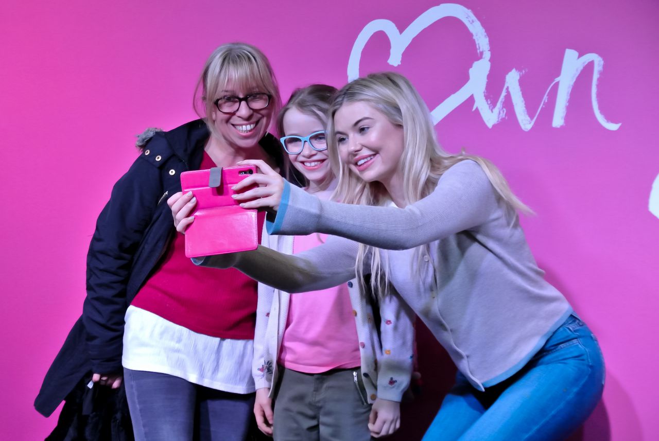 Georgia Toffolo - Hosts a Meet and Greet at Solihull Touchwood Shopping