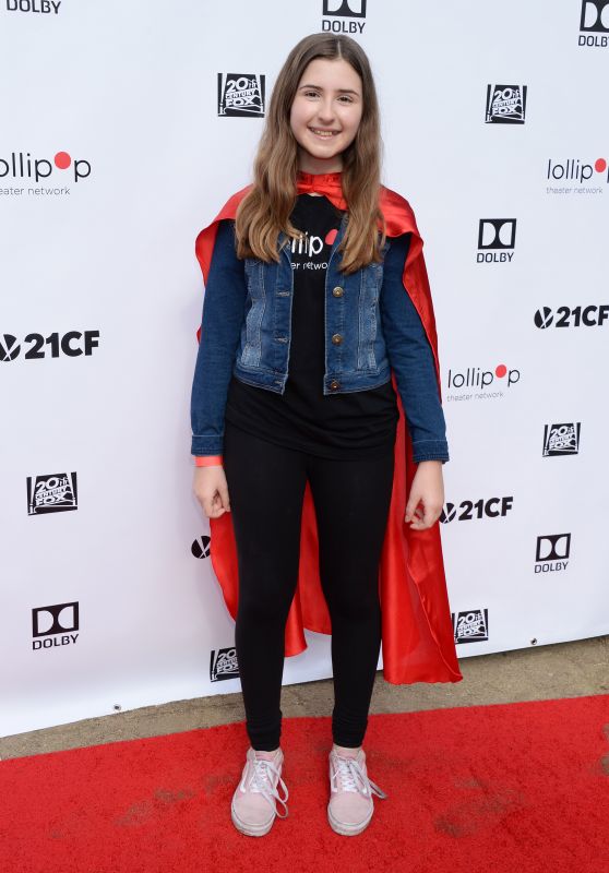 Hadley Belle Miller – Lollipop Superhero Walk Benefiting in LA 04/29/2018