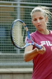 Karolina Pliskova - Trains on the J&T Banka Prague Open Tennis Tournament 04/10/2018