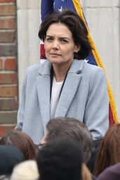 Katie Holmes - Filming a Press Conference Scene For  Untitled FBI/Fox Project in Chicago