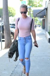 Kendra Wilkinson Booty in Jeans - West Hollywood 04/26/2018