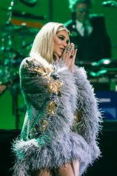 Kesha – “Elton John: I’m Still Standing – A Grammy Salute” Concert in New York 03/30/2018