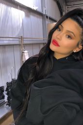 Kylie Jenner - Social Media 004/04/2018