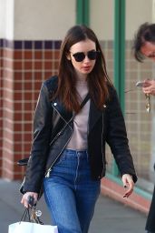 Lily Collins - Shops at Williams Sonoma in Beverly Hills