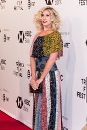 Lola Kirke – “Untogether” World Premiere at Tribeca Film Festival 2018