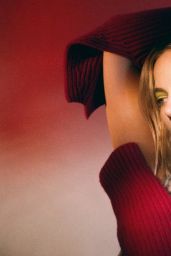 Margot Robbie - Photoshoot for Wonderland Magazine Autumn 2017