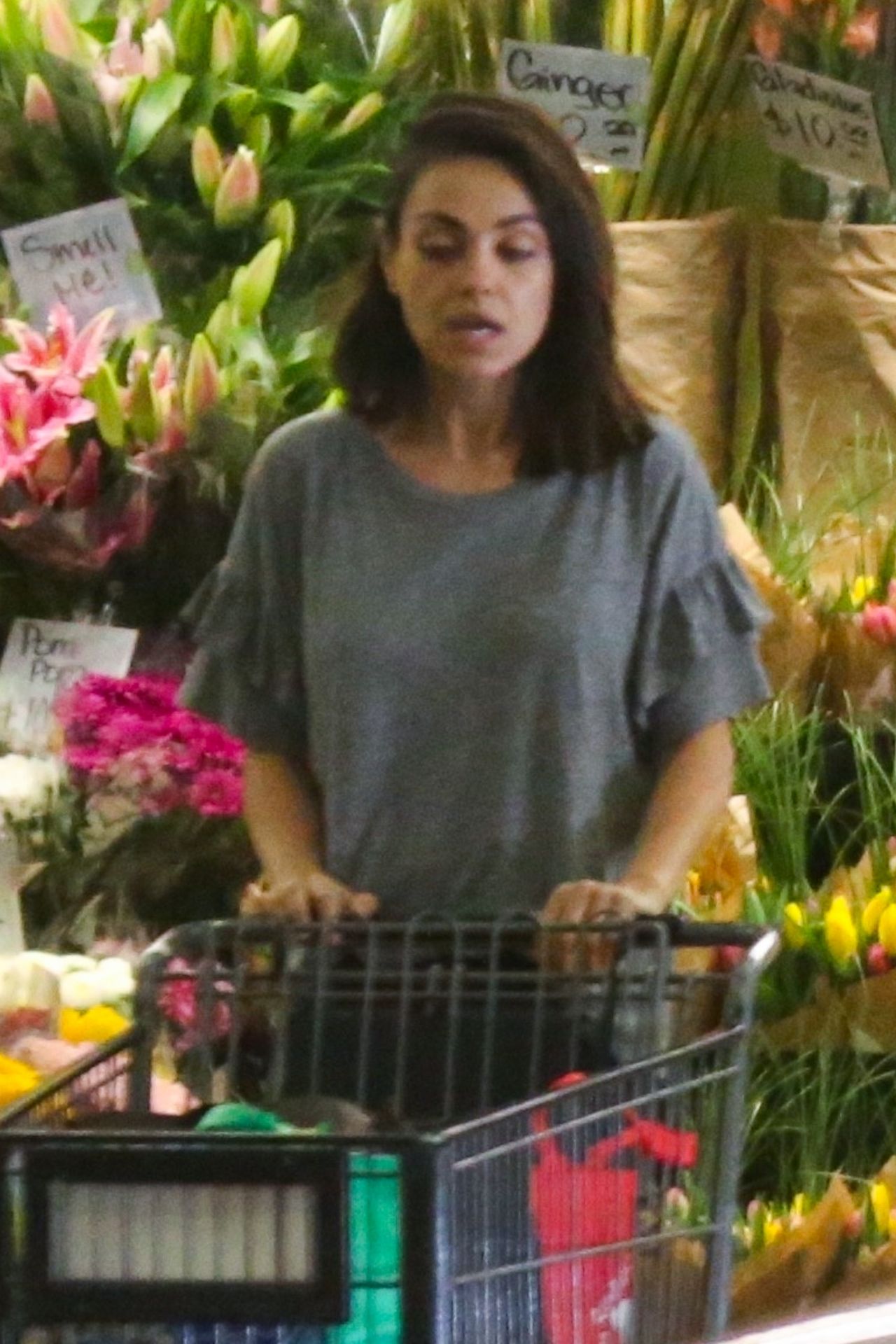 Mila Kunis - Grocery Shopping at Whole Foods in Beverly Hills 03/30