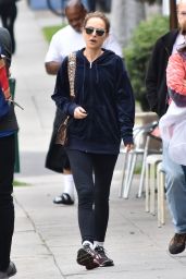 Natalie Portman - Gets Breakfast With Her Parents in Los Feliz 04/02/2018