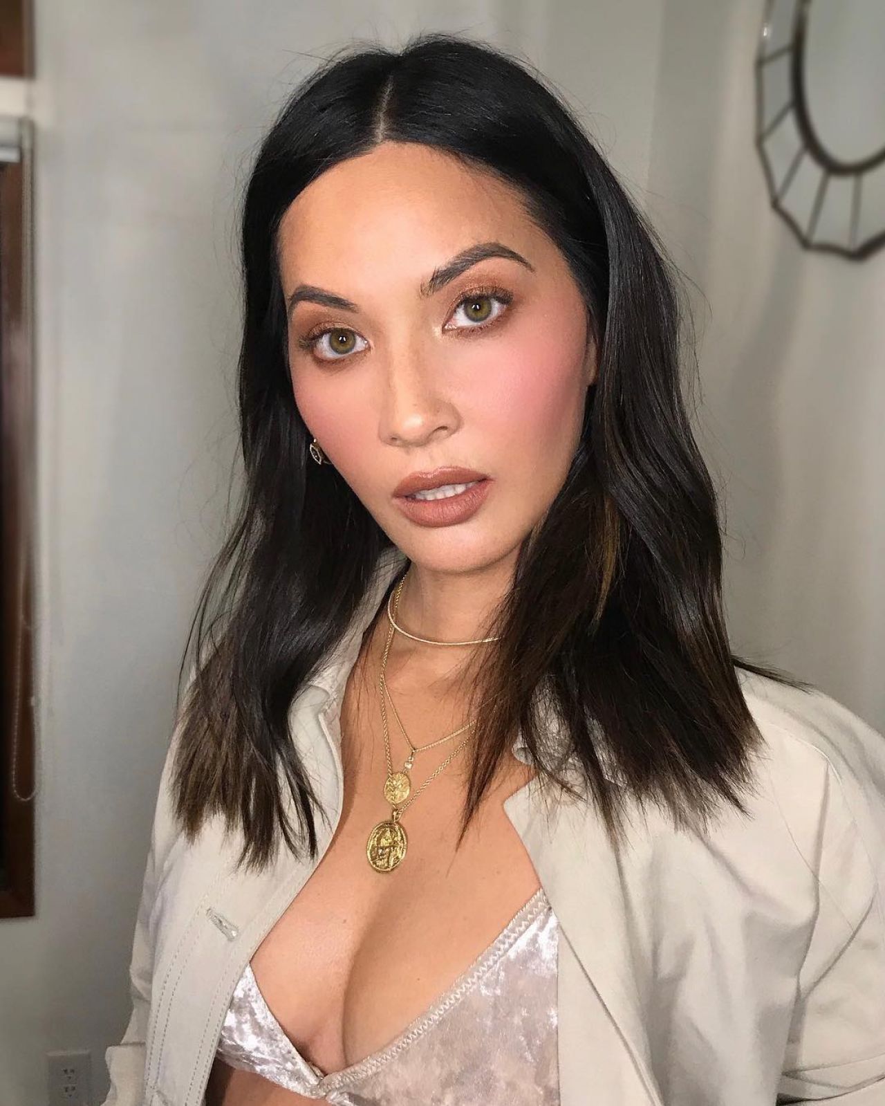 Olivia Munn gorgeous selfies, Amazing boobs and cleavage!