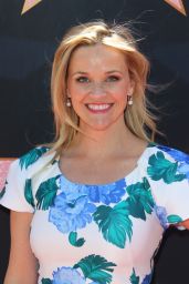 Reese Witherspoon – Eva Longoria Hollywood Walk of Fame in LA