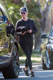 Reese Witherspoon - Going For a Jog in LA 04/17/2018