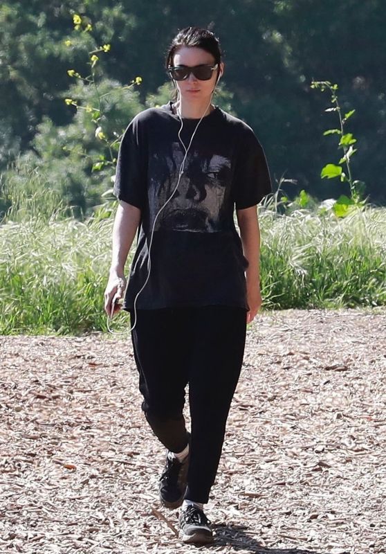 Rooney Mara - Hike at TreePeople Park in Studio City 04/23/2018