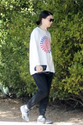 Rooney Mara - Out For a Hike in Los Angeles 04/09/2018