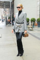 Rosie Huntington-Whiteley Fashion Style - New York City 04/04/2018