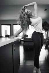 Saxon Sharbino – Social Media 04/13/2018