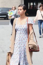 Selena Gomez - Shopping in Los Angeles 04/01/2018