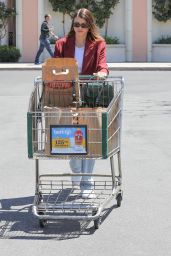 Sofia Richie - Grocery Shopping in Los Angeles 04/20/2018
