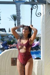 Sophie Kasaei Under a Beach Shower - Turkey 04/27/2018