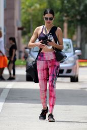 Adriana Lima in a Pink Yoga Pants - Miami 05/05/2018