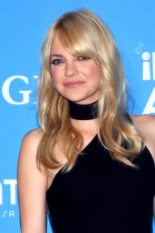 Anna Faris - "Overboard" Photocall in Mexico City
