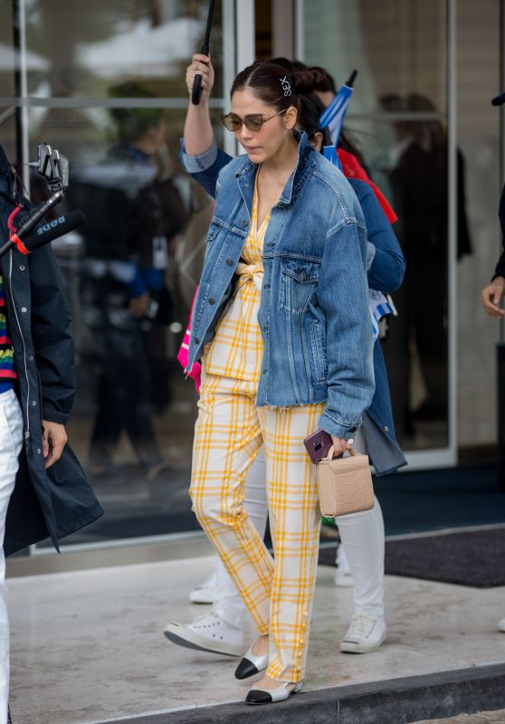 Araya A. Hargate - Leaving the Martinez Hotel in Cannes, May 2018