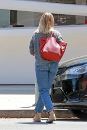 Cameron Diaz - Leaves the Meche Salon in Beverly Hills 05/16/2018